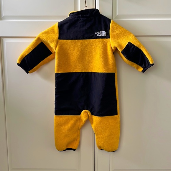 North Face Denali fleece bunting - Picture 2 of 3